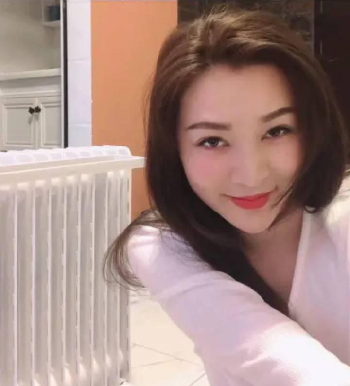 勾人的眼神体验销魂