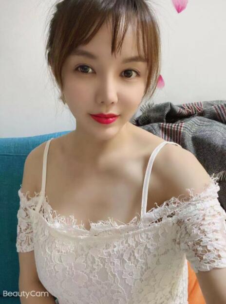 人类高气质美女一日游